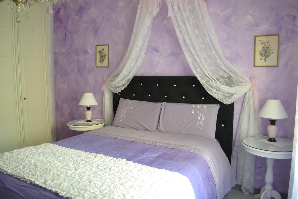 Le Bouganville Apartment Ντεζεντσάνο ντελ Γκάρντα Εξωτερικό φωτογραφία