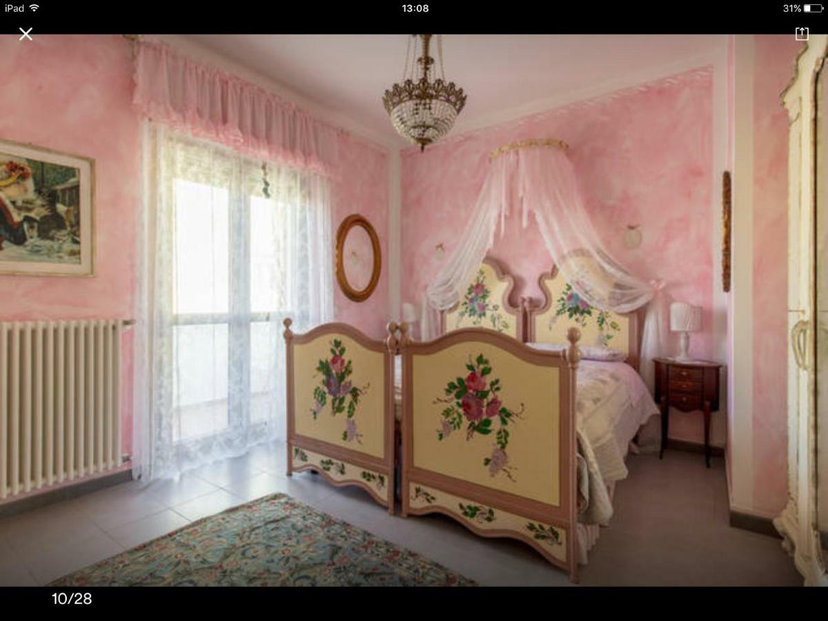 Le Bouganville Apartment Ντεζεντσάνο ντελ Γκάρντα Εξωτερικό φωτογραφία